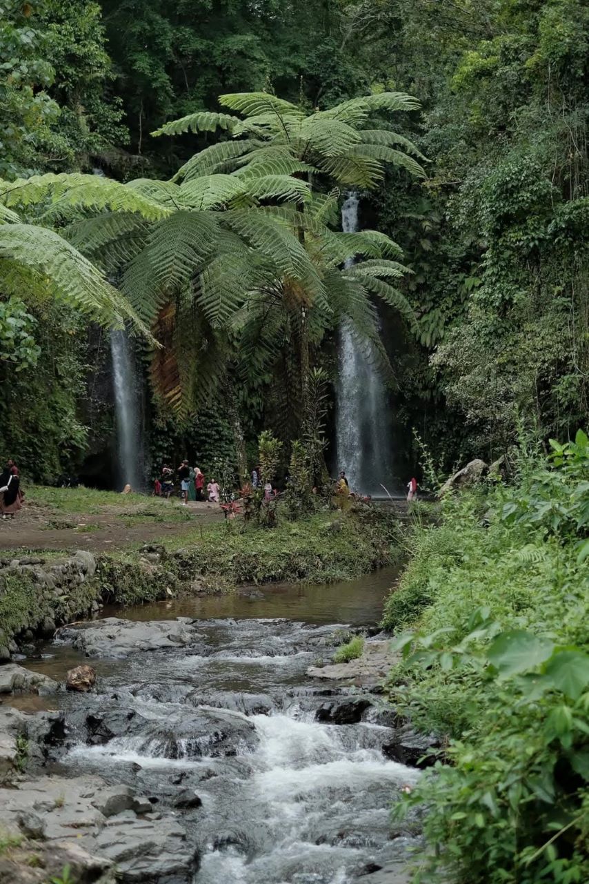 Refreshing plunge pool of Benang Stokel Waterfall